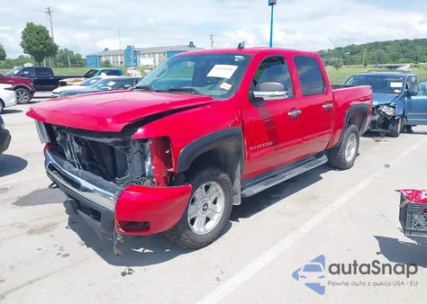 2010 Chevrolet Silverado 1500 Lt из США, поврежденный, VIN 3GCRKSE32AG194043
